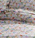 FernPaperCo™ - Percale Comforter - Strawberry Fields White